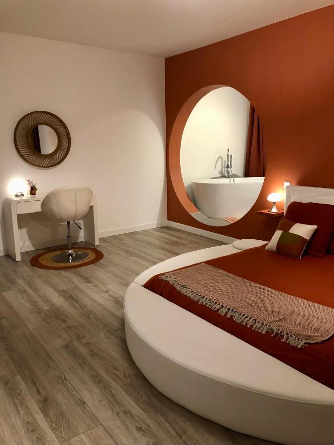 Domaine De Belisle Bed & Breakfast Magnac-sur-Touvre Bagian luar foto